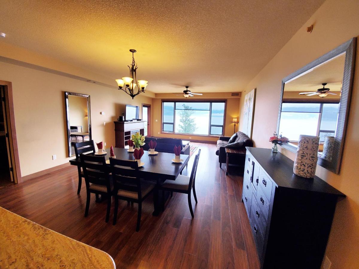 Cozystay Signature Lake Okanagan Resort Kelowna Exterior photo