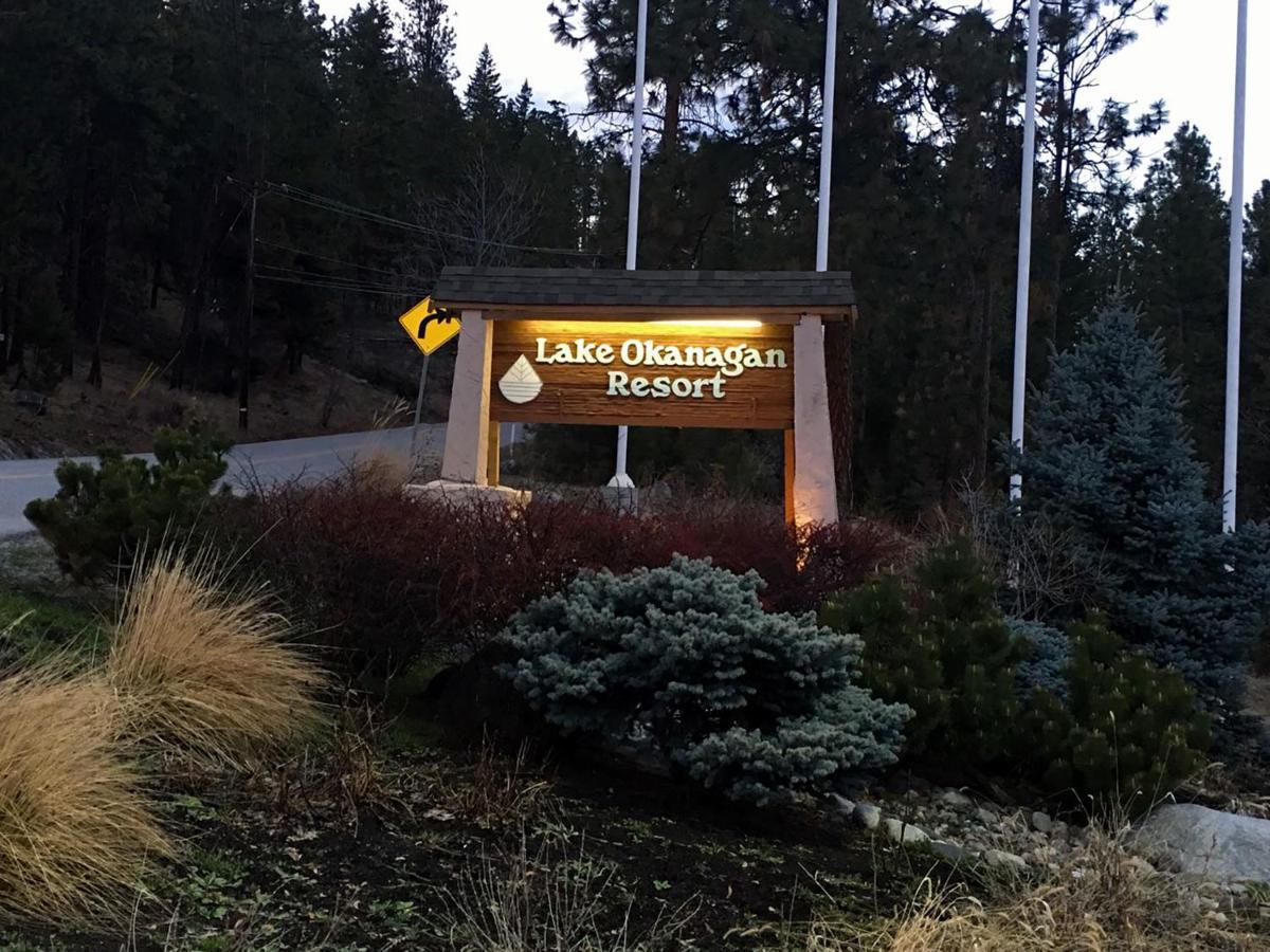Cozystay Signature Lake Okanagan Resort Kelowna Exterior photo