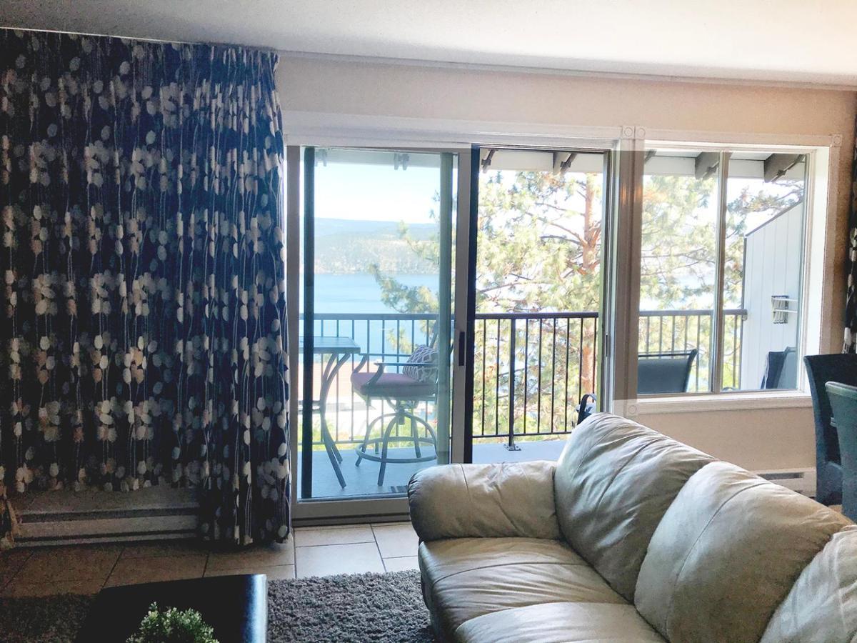 Cozystay Signature Lake Okanagan Resort Kelowna Exterior photo